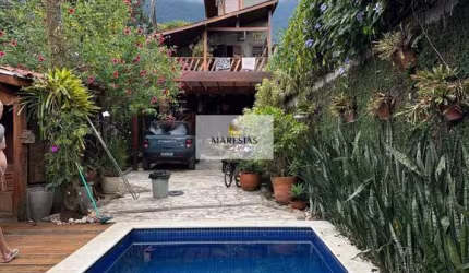 Casa para venda em Maresias de 261.00m² com 3 Quartos e 3 Garagens