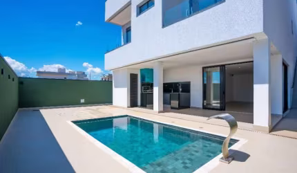 Casa para venda em Gran Ville 3 de 300.00m² com 3 Quartos, 3 Suites e 4 Garagens
