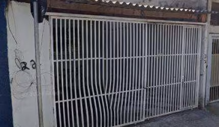 Casa para venda em Vila Curuçá de 100.00m² com 2 Quartos e 2 Garagens