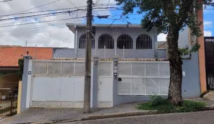 Casa para venda em Trujillo de 468.00m² com 3 Quartos, 3 Suites e 2 Garagens