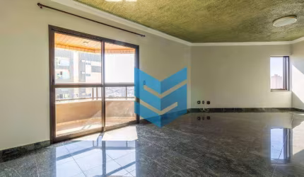 Apartamento para venda em Centro de 190.00m² com 4 Quartos, 4 Suites e 2 Garagens
