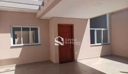 Casa para venda em Jardim Dos Sabiás de 105.00m² com 3 Quartos, 1 Suite e 2 Garagens