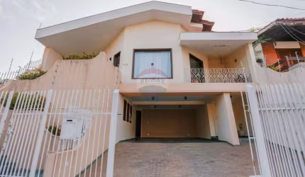Casa para venda em Jardim América de 248.80m² com 3 Quartos e 2 Suites