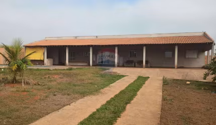 Chácara para venda em Parque Dom Pedro de 1850.00m² com 3 Quartos e 6 Garagens