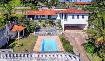 Chácara para venda em Chácaras Fernão Dias de 1125.00m² com 3 Quartos, 1 Suite e 4 Garagens