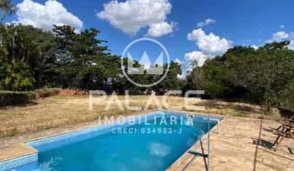 Casa de Condomínio para venda em Nova Suiça de 250.00m² com 4 Quartos, 2 Suites e 10 Garagens