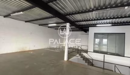 Galpão / Depósito / Armazém para alugar em Verde de 370.00m² com 4 Garagens
