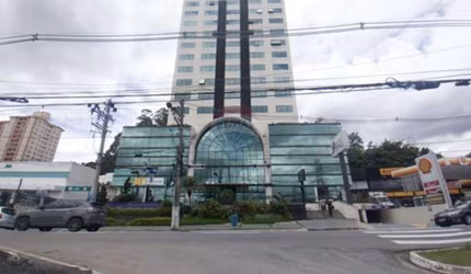 Sala Comercial para venda em Alphaville de 44.00m² com 300 Garagens