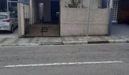 Casa para venda em Centro de 183.00m² com 3 Quartos e 1 Garagem