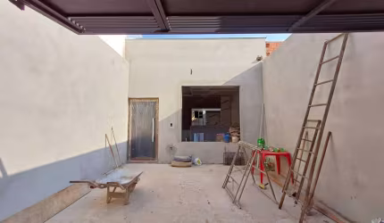 Casa para venda em Residencial Ouro Verde de 70.00m² com 2 Quartos, 1 Suite e 2 Garagens