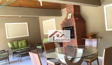 Sobrado para venda em Jardim Valentina de 310.00m² com 3 Quartos, 1 Suite e 4 Garagens