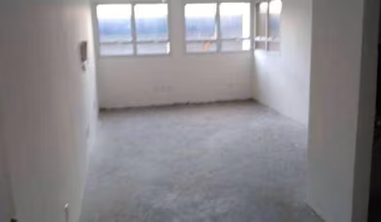 Sala Comercial para venda em Centro de 30.00m² com 1 Garagem