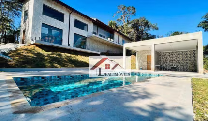 Casa de Condomínio para venda em Jardim Santo Antônio de 300.00m² com 4 Quartos e 4 Suites