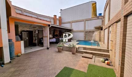 Casa para venda em Vila Belmiro de 163.00m² com 3 Quartos, 1 Suite e 3 Garagens