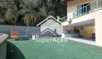 Casa para venda em Caraguatá de 1600.00m² com 4 Quartos, 2 Suites e 8 Garagens