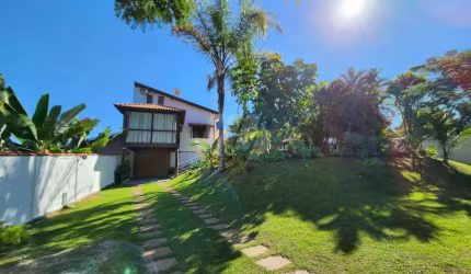 Casa para venda em São Pedro de 213.00m² com 4 Quartos, 3 Suites e 2 Garagens