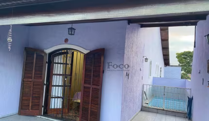 Casa para venda e aluguel em Parque Renato Maia de 306.00m² com 3 Quartos, 1 Suite e 2 Garagens