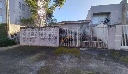Casa para venda em Mercês de 272.00m² com 3 Quartos e 1 Garagem