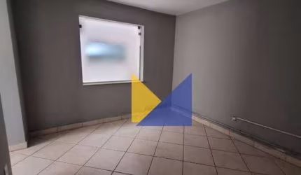 Loja para alugar em Jardim Guarulhos de 160.00m² com 3 Garagens