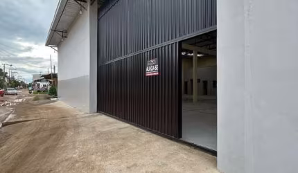 Galpão / Depósito / Armazém para alugar em Unamar (tamoios) de 400.00m²
