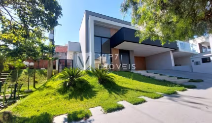 Casa para venda em Itapeva de 210.00m² com 3 Quartos e 3 Suites