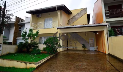 Casa de Condomínio para venda em Condomínio São Joaquim de 246.00m² com 3 Quartos e 4 Garagens