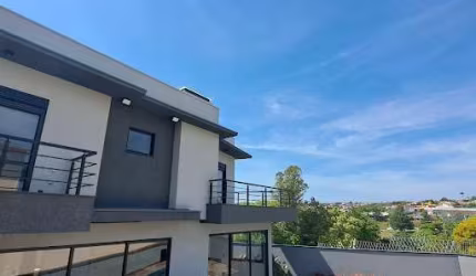 Casa de Condomínio para venda em Condomínio Residencial Canterville de 294.00m² com 3 Quartos, 3 Suites e 4 Garagens