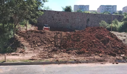 Terreno para venda em Pinheirinho de 250.00m²