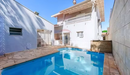 Casa de Condomínio para venda em Centro de 298.26m² com 4 Quartos, 2 Suites e 4 Garagens