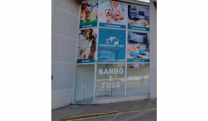 Galpão / Depósito / Armazém para alugar em Parque Florianópolis de 50.00m²