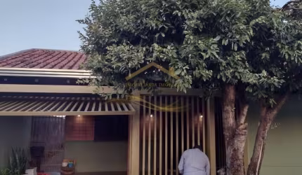 Casa para venda em Parque Residencial João Da Silva de 100.00m² com 3 Quartos, 1 Suite e 3 Garagens