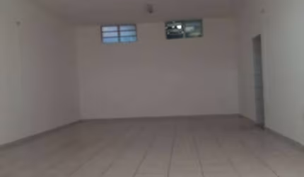 Imóvel Comercial para alugar em Jardim Guanabara de 70.00m²