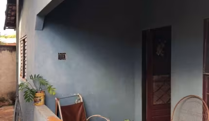 Casa para venda em Conjunto Habitacional Mao Divina de 55.00m² com 2 Quartos e 1 Suite