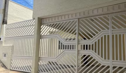 Casa para alugar em Residencial Jundiaí Ii de 90.00m² com 3 Quartos, 1 Suite e 2 Garagens
