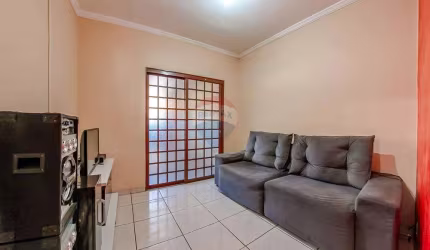 Casa para venda em Parque Dom Pedro de 128.00m² com 2 Quartos e 2 Garagens
