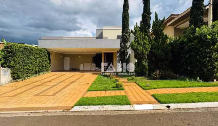Casa de Condomínio para venda em Condominio Golden Park Residence de 250.00m² com 3 Quartos, 3 Suites e 4 Garagens