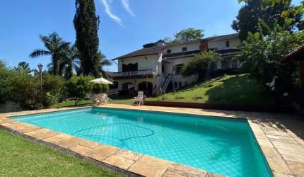 Casa de Condomínio para venda em Parque Dom Henrique de 450.00m² com 2 Quartos, 1 Suite e 6 Garagens