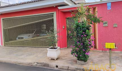 Casa para venda em Residencial Itamarati de 182.00m² com 3 Quartos, 1 Suite e 2 Garagens