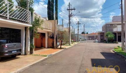 Sobrado para venda em Jardim Cardinalli de 150.00m² com 3 Quartos, 1 Suite e 2 Garagens