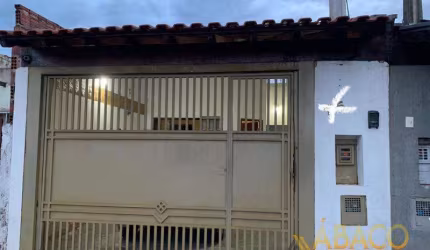 Casa para venda em Jardim São João Batista de 67.95m² com 2 Quartos, 1 Suite e 2 Garagens