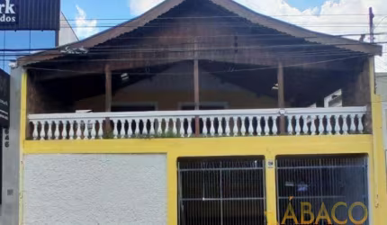 Sobrado para alugar em Vila Marcelino de 200.00m² com 3 Quartos, 1 Suite e 2 Garagens