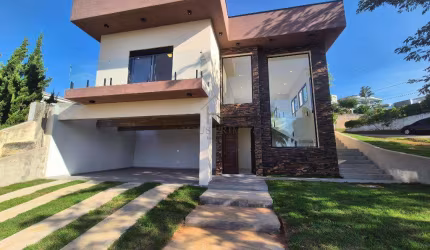 Casa de Condomínio para venda em Vargem Grande Paulista de 200.00m² com 3 Quartos, 3 Suites e 4 Garagens