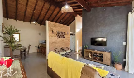 Casa para venda em Jardim Ypê de 126.00m² com 2 Quartos, 1 Suite e 2 Garagens