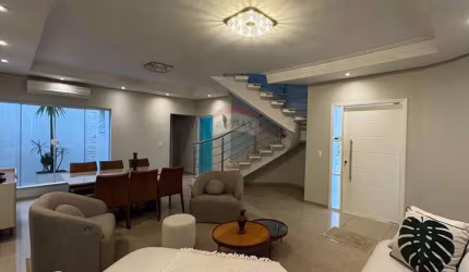 Casa para alugar em Parque Novo Mundo de 220.00m² com 3 Quartos, 1 Suite e 4 Garagens