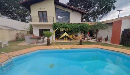 Casa de Condomínio para venda em Parque Xangrilá de 360.00m² com 3 Quartos, 3 Suites e 4 Garagens