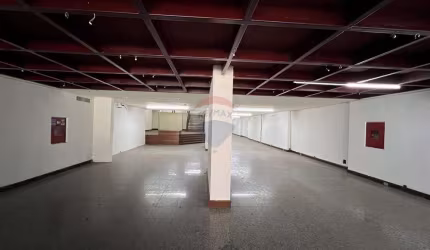 Imóvel Comercial para alugar em Tijuca de 798.80m² com 18 Garagens
