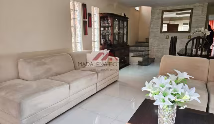 Casa para venda em Parque Santana de 161.00m² com 3 Quartos, 1 Suite e 2 Garagens