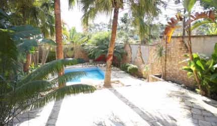 Casa para venda em Vila Suíssa de 446.00m² com 5 Quartos, 1 Suite e 4 Garagens