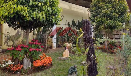 Casa para venda em Vila Oliveira de 348.00m² com 3 Quartos, 1 Suite e 7 Garagens