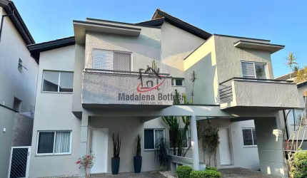 Casa de Condomínio para venda em Vila Oliveira de 180.00m² com 3 Quartos, 1 Suite e 2 Garagens